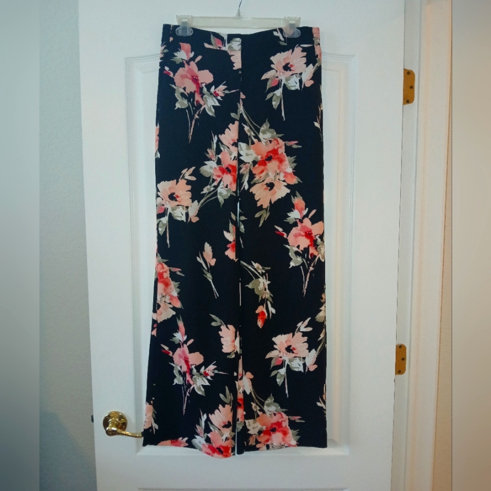 White House Black Market Wide Leg pants